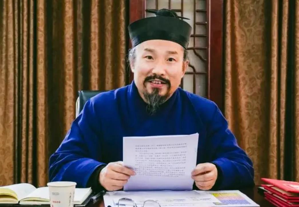 武当道医五行高维能量：链接宇宙的身心共振智慧